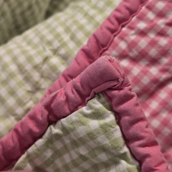 Pottery Barn Kids Eric Carle The Very Hungry Caterpillar Butterfly Gingham Quilt - Picture 13 of 16